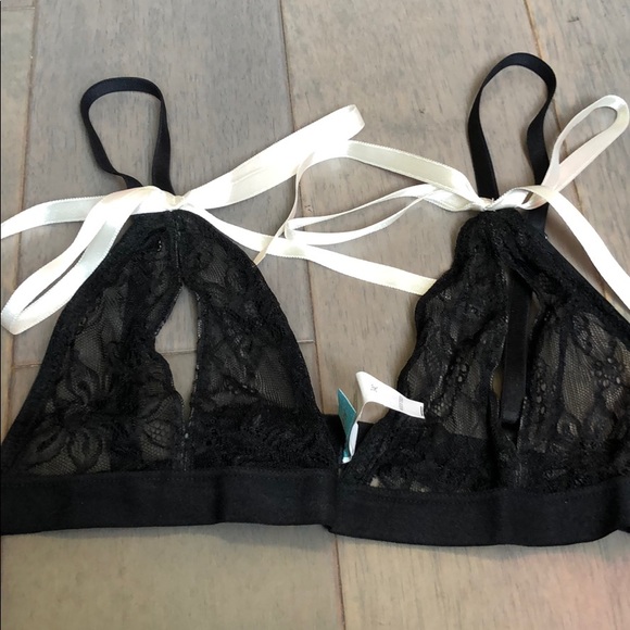 Sista Shei from VS sexy bralette. Size 34C NWOT. - Picture 3 of 4